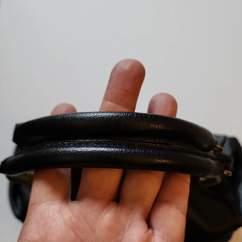 Betsey Johnson Vintage "Bow-nanza" Satchel. - Picture 5 of 15